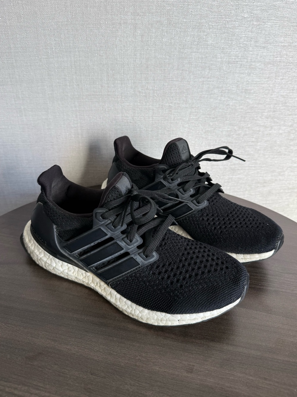 Adidas Ultra Boosts 7